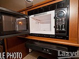 2016 Highland Ridge RV Roamer Photo #21