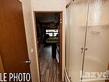 2016 Highland Ridge RV Roamer Photo #29