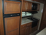 2016 Highland Ridge RV Roamer Photo #12