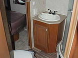 2016 Highland Ridge RV Roamer Photo #29
