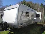 2015 Highland Ridge RV The Light Photo #2