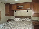 2015 Highland Ridge RV The Light Photo #12