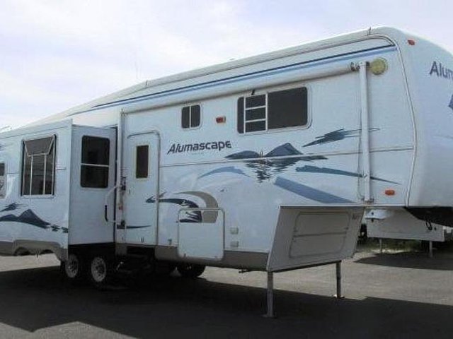 05 Holiday Rambler