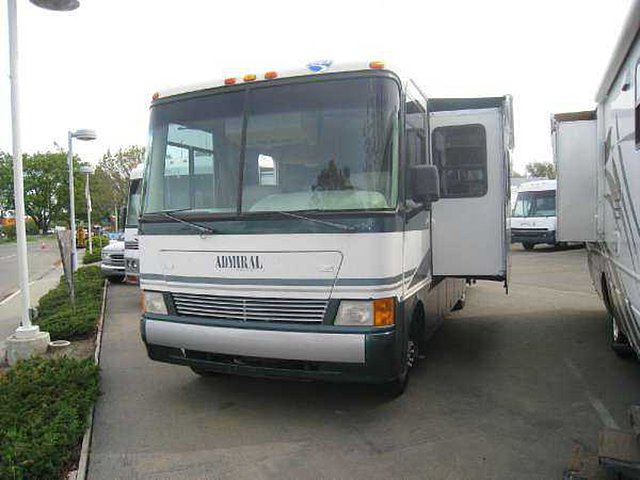 2002 Holiday Rambler Admiral Photo