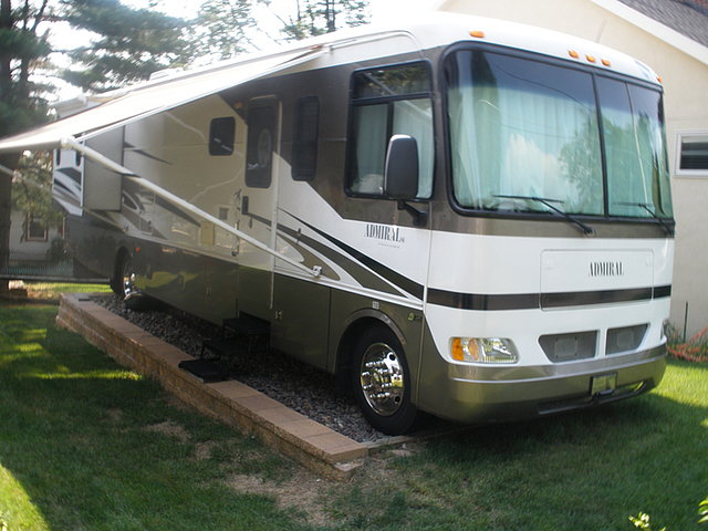 2005 Holiday Rambler Admiral Photo