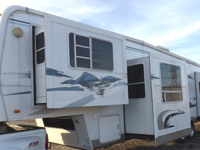 2005 Holiday Rambler Aluma-Lite Photo