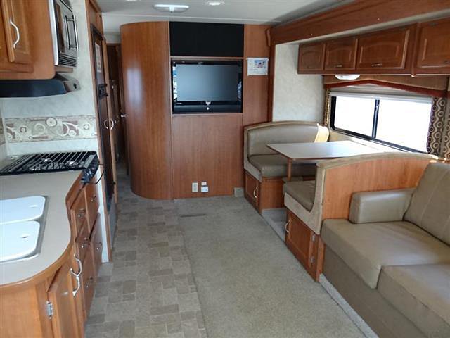 08 Holiday Rambler Arista