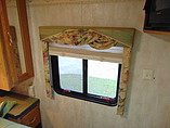 2000 Holiday Rambler Endeavor Photo #22