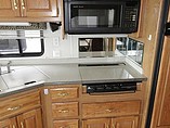 2002 Holiday Rambler Endeavor Photo #17