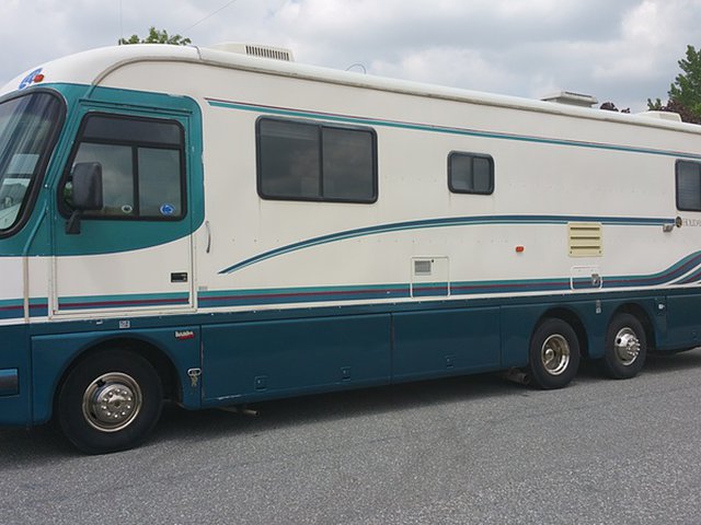 1996 Holiday Rambler Endeavor Photo