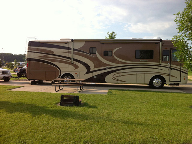 2007 Holiday Rambler Endeavor Photo