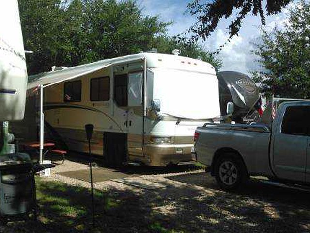 1998 Holiday Rambler Navigator Photo