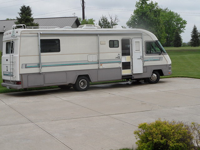 1991 Holiday Rambler Rambler 1000 Photo