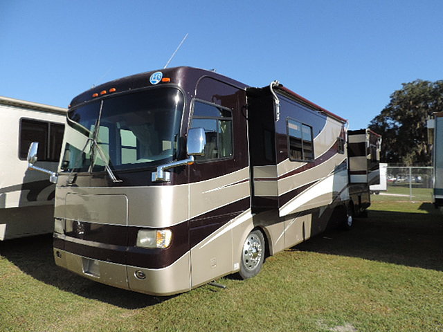 2001 Holiday Rambler Scepter Photo