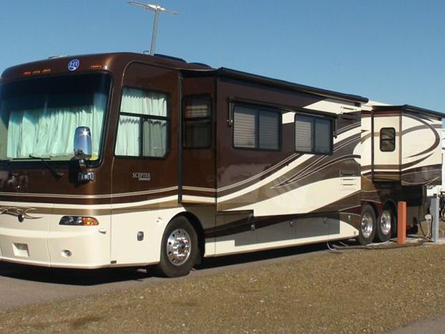 2008 Holiday Rambler Scepter Photo