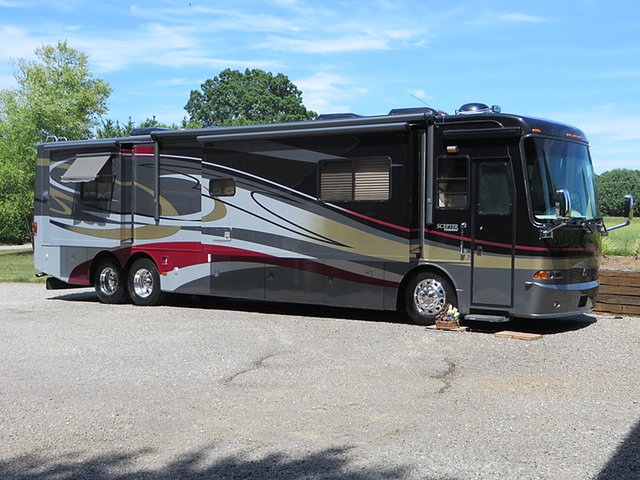 2007 Holiday Rambler Scepter Photo