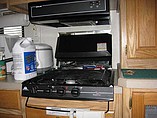 2002 Holiday Rambler Vacationer Photo #10