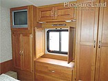 2006 Holiday Rambler Vacationer Photo #20