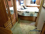 2005 Holiday Rambler Vacationer Photo #9