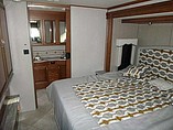 2016 Holiday Rambler Vacationer Photo #9