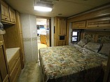 2004 Holiday Rambler Vacationer Photo #13