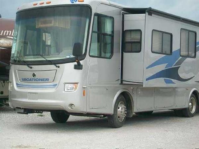 07 Holiday Rambler Vacationer