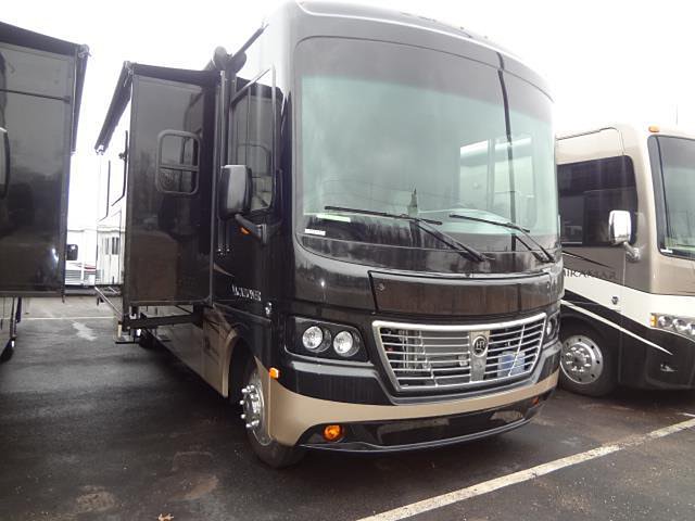 2015 Holiday Rambler Vacationer Photo