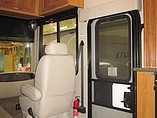 2015 Holiday Rambler Vacationer Photo #10