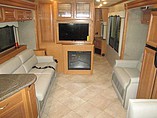 2015 Holiday Rambler Vacationer Photo #17