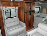 2015 Holiday Rambler Vacationer Photo #11