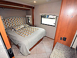 2015 Holiday Rambler Vacationer Photo #29