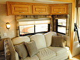 2006 Holiday Rambler Vacationer Photo #17