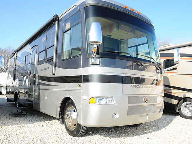 2006 Holiday Rambler Vacationer Photo