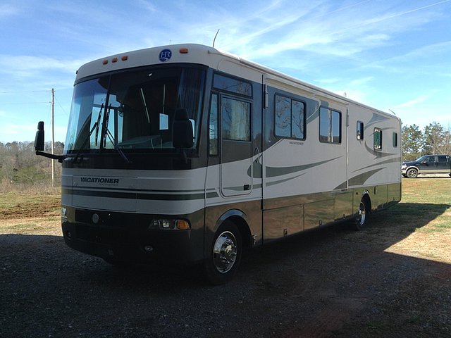 2003 Holiday Rambler Vacationer Photo