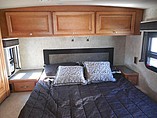 2015 Itasca Cambria Photo #16