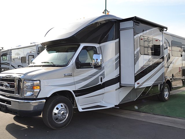 2014 Itasca Cambria Photo