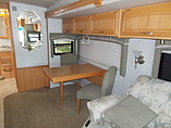 2005 Itasca Meridian Photo #12
