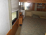 2005 Itasca Meridian Photo #23