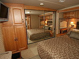 2007 Itasca Meridian Photo #24