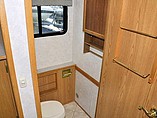 2004 Itasca Meridian Photo #30