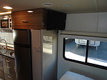 2015 Itasca Navion Photo #6