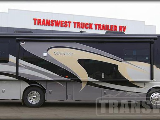 2015 Itasca Meridian Photo