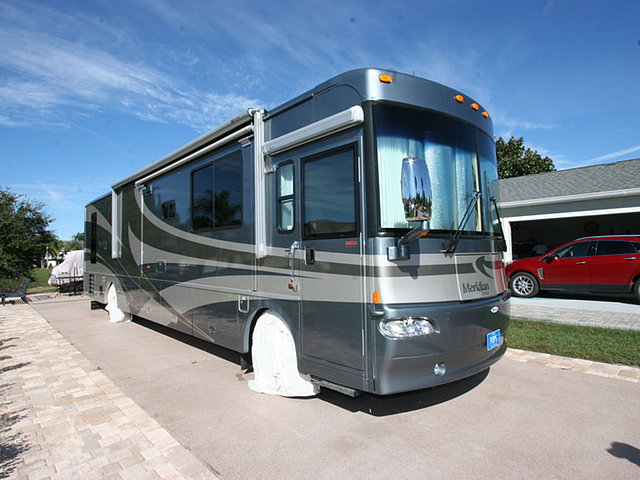 2007 Itasca Meridian Photo