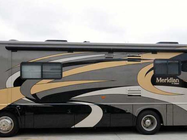 2011 Itasca Meridian Photo