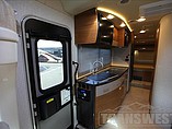 2015 Itasca Navion Photo #7