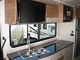 2015 Itasca Navion Photo #6