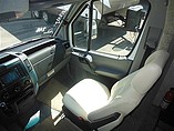 2015 Itasca Navion Photo #13