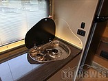 2016 Itasca Navion Photo #8