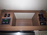 2016 Itasca Navion Photo #28