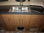2014 Itasca Navion Photo #26